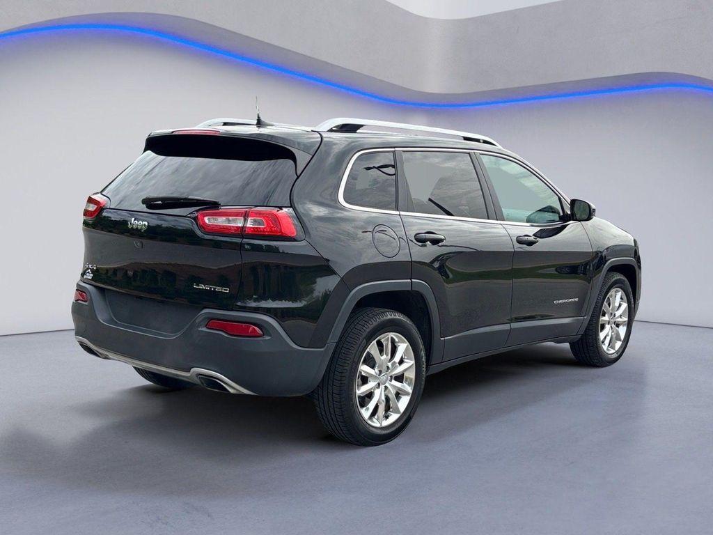 used 2016 Jeep Cherokee car, priced at $6,090