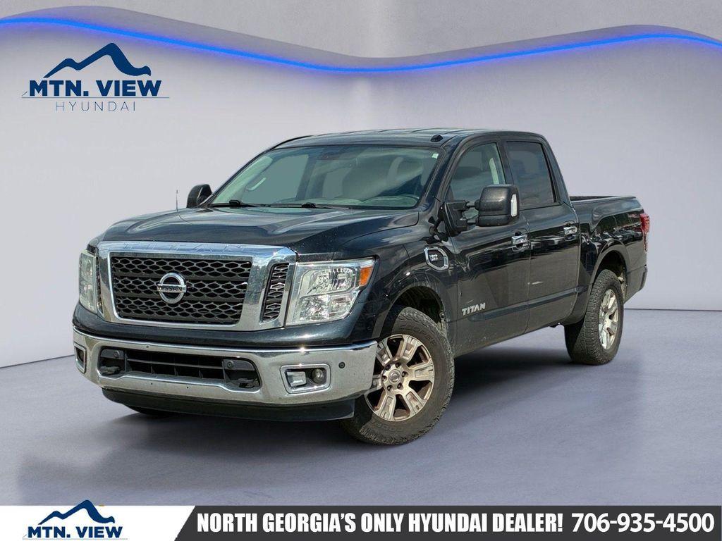 used 2017 Nissan Titan car