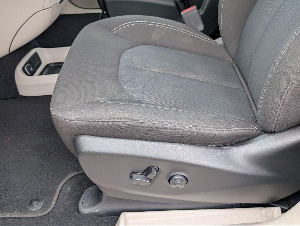 used 2024 Chrysler Voyager car