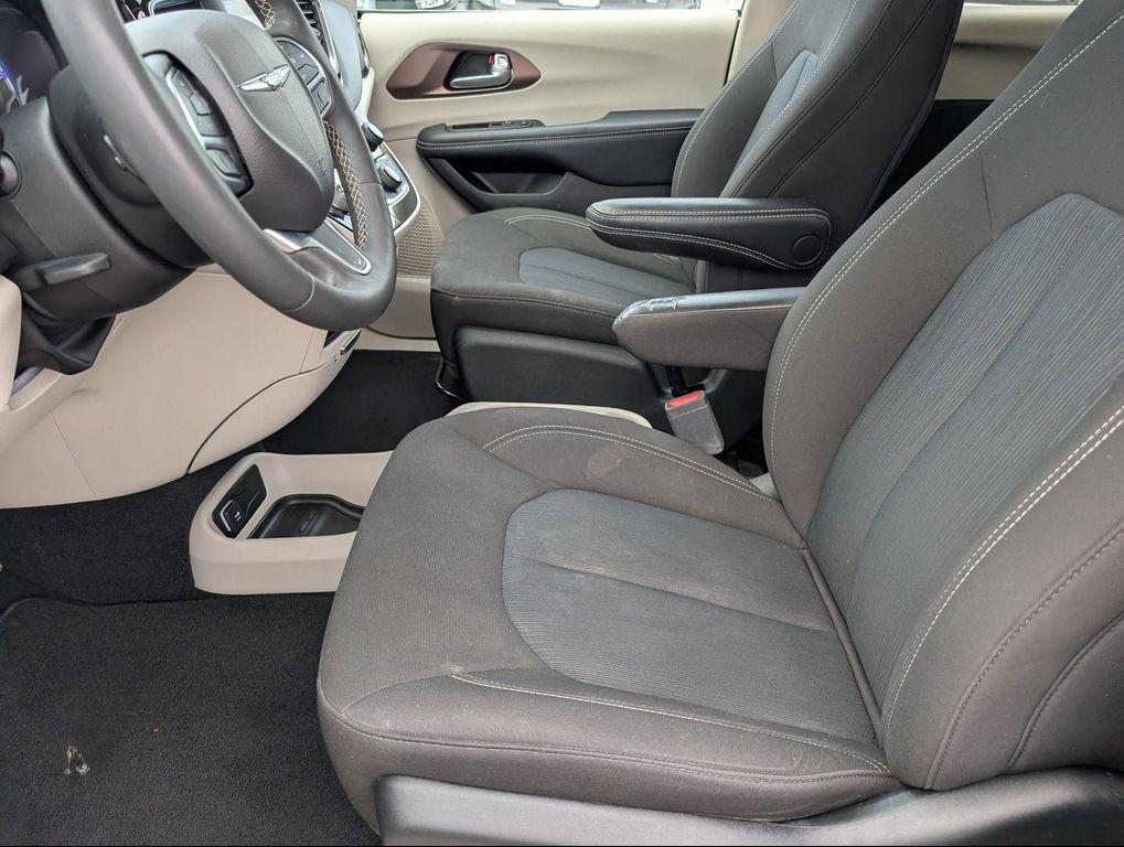 used 2024 Chrysler Voyager car