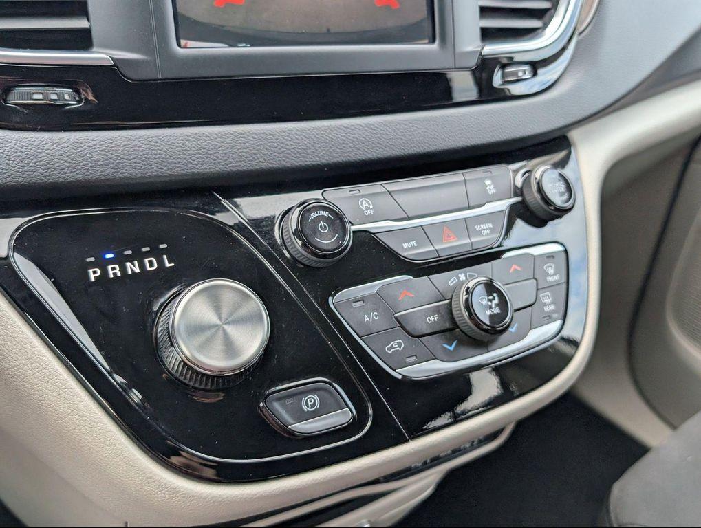 used 2024 Chrysler Voyager car