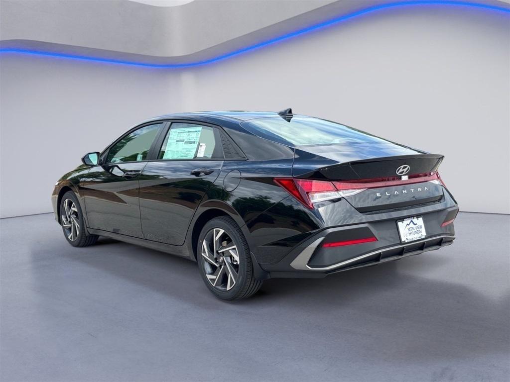 new 2025 Hyundai Elantra car, priced at $19,995