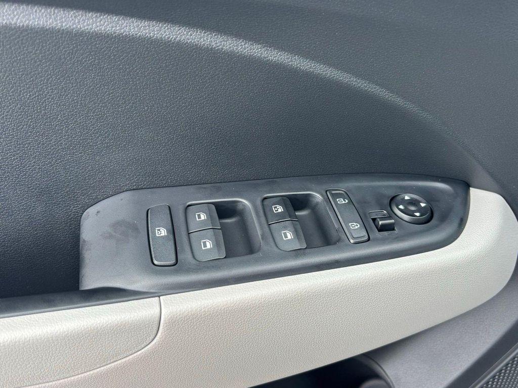 new 2025 Hyundai Venue car, priced at $22,400