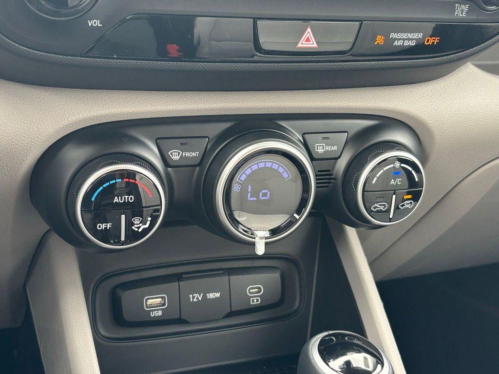 new 2025 Hyundai Venue car, priced at $22,400