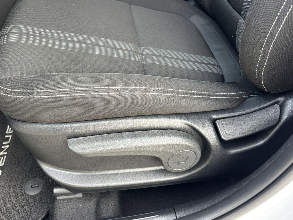 used 2025 Hyundai Venue car, priced at $19,833