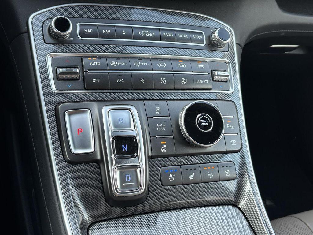 used 2022 Hyundai Santa Fe car, priced at $24,156