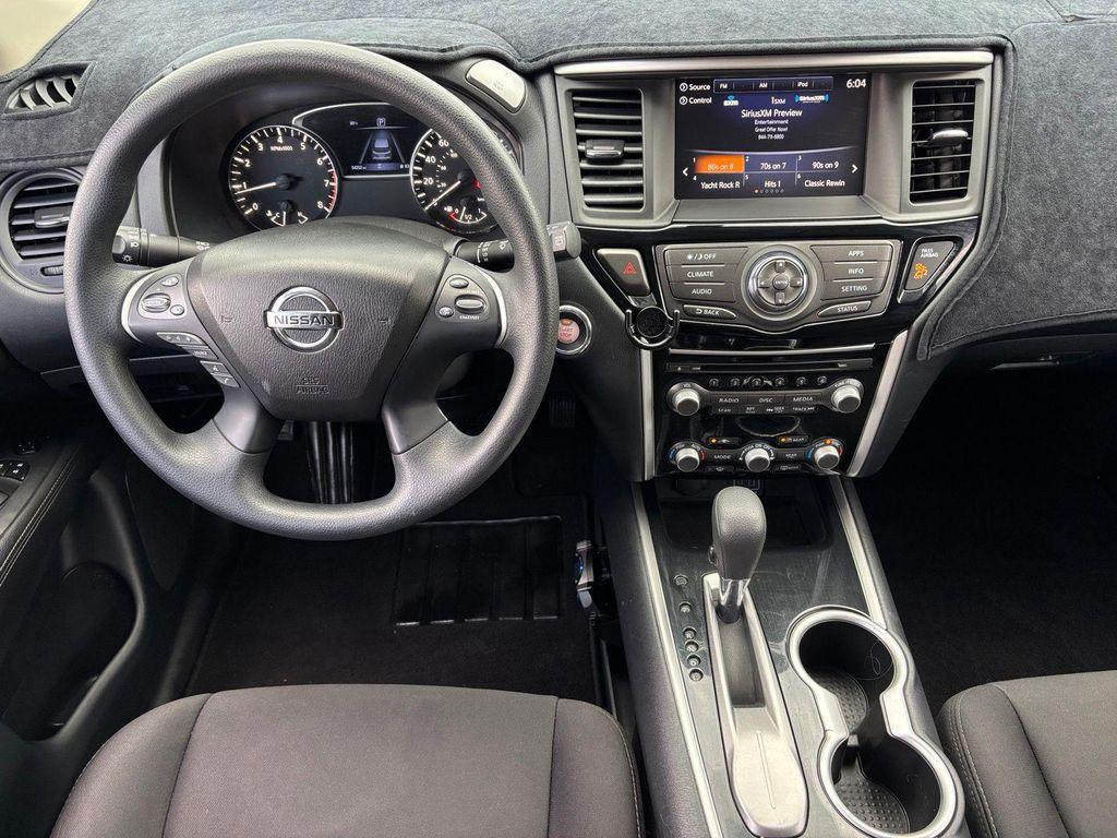 used 2020 Nissan Pathfinder car