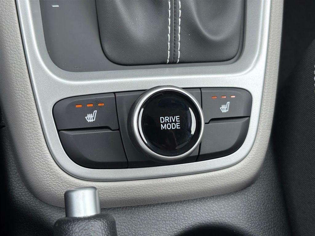 new 2026 Hyundai Venue car, priced at $25,187