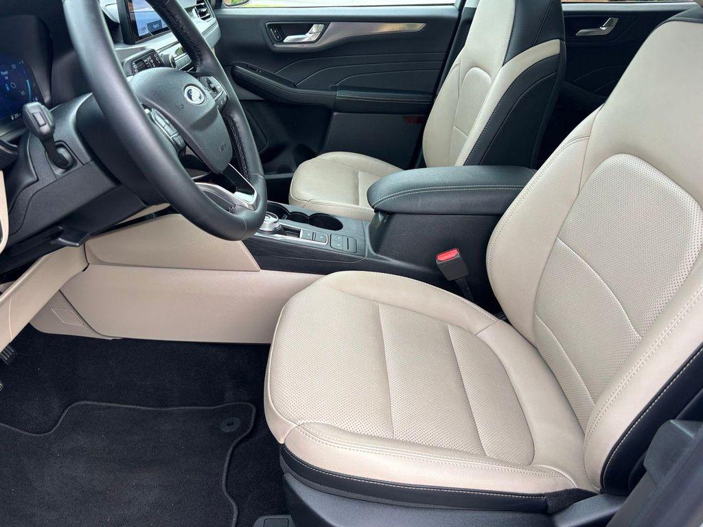 used 2022 Ford Escape car, priced at $27,706