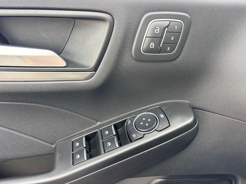 used 2022 Ford Escape car, priced at $27,706