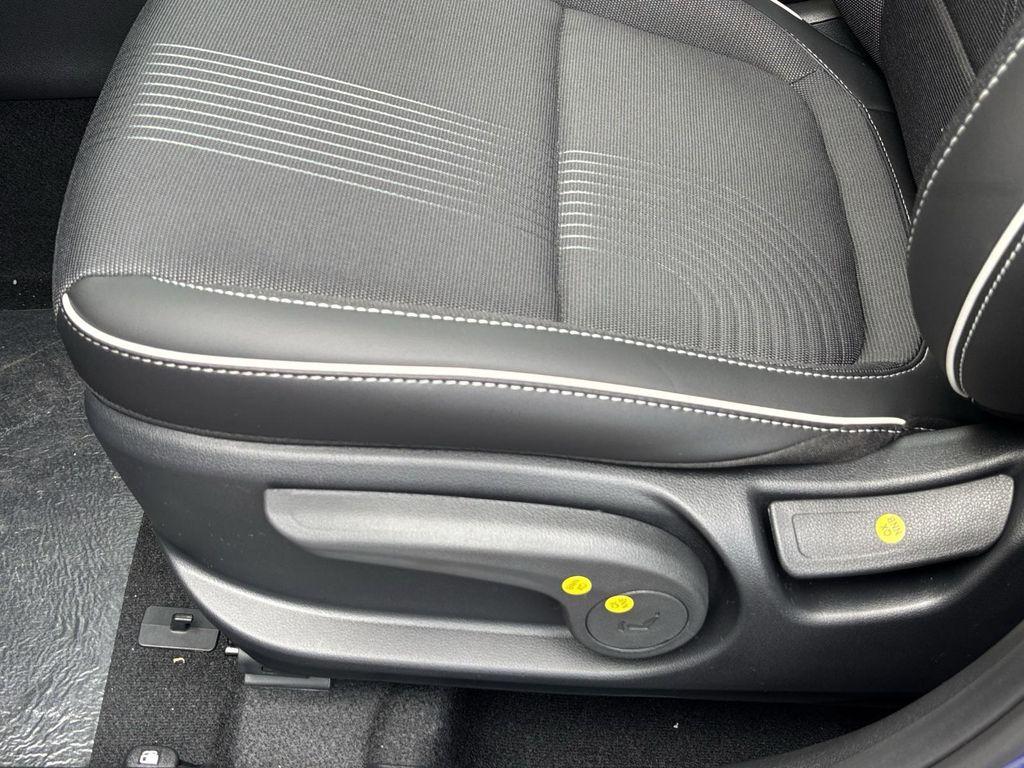 new 2025 Hyundai Venue car, priced at $23,141