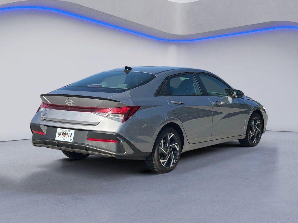 new 2025 Hyundai Elantra car, priced at $22,678