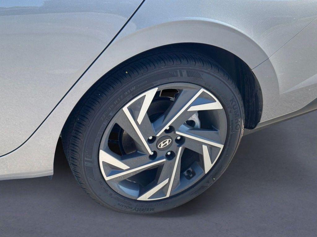 new 2025 Hyundai Elantra car, priced at $22,678