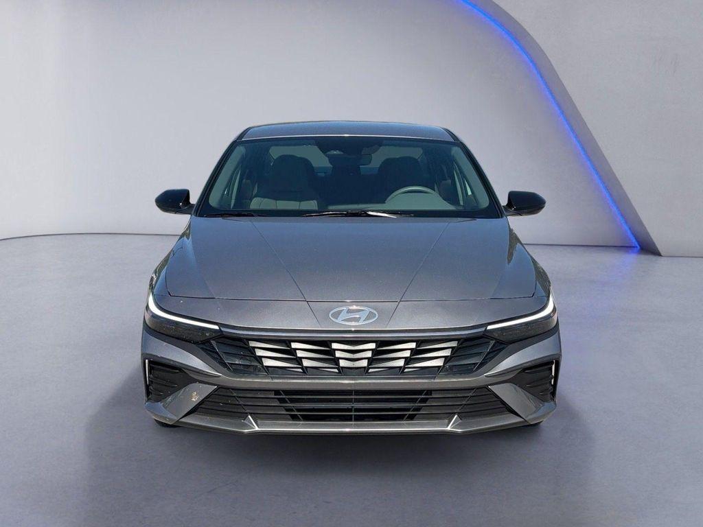 new 2025 Hyundai Elantra car, priced at $22,678