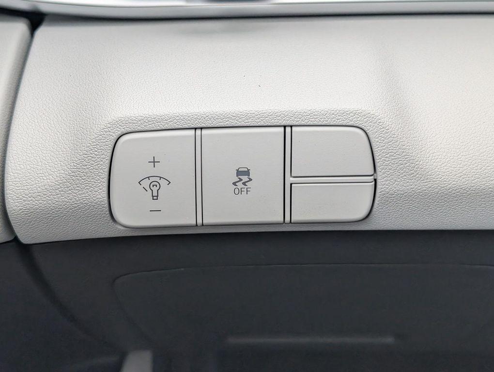 new 2026 Hyundai Elantra car, priced at $28,148