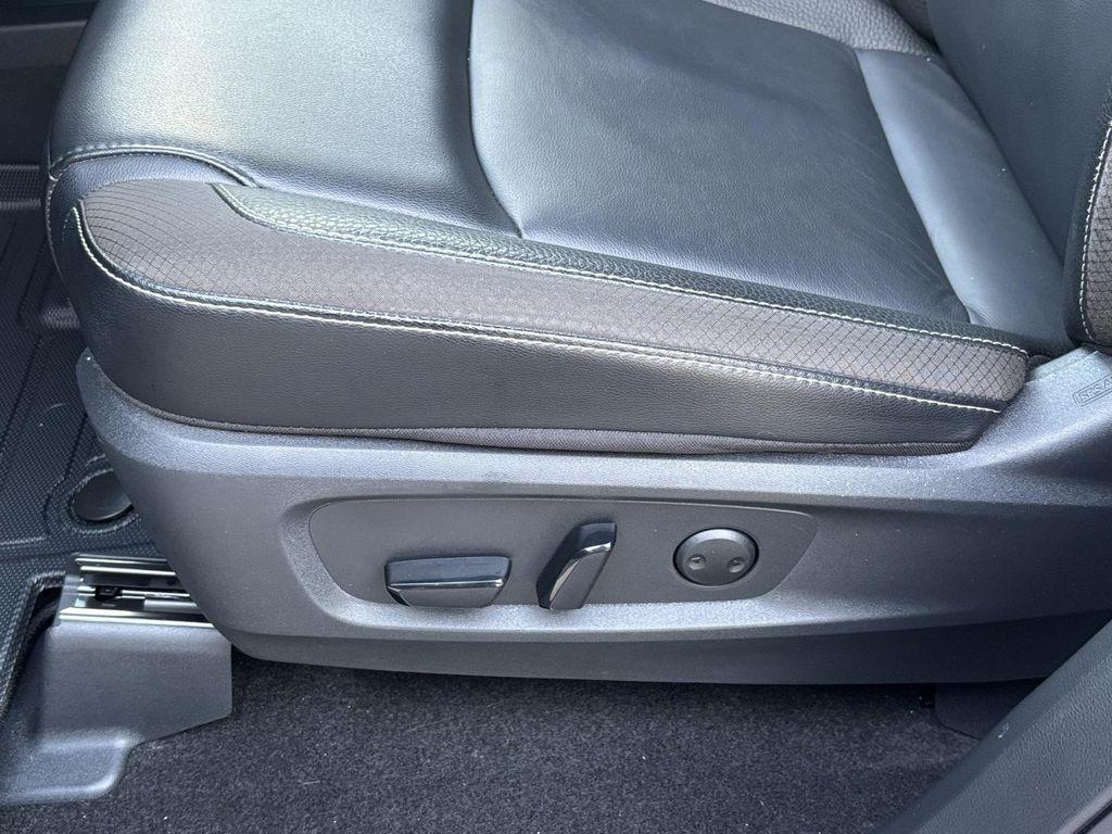 used 2024 Nissan Pathfinder car, priced at $35,861