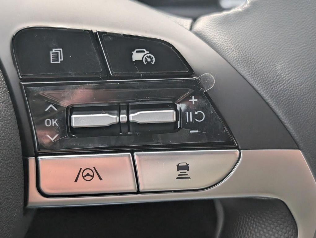 new 2026 Hyundai Elantra car, priced at $27,642