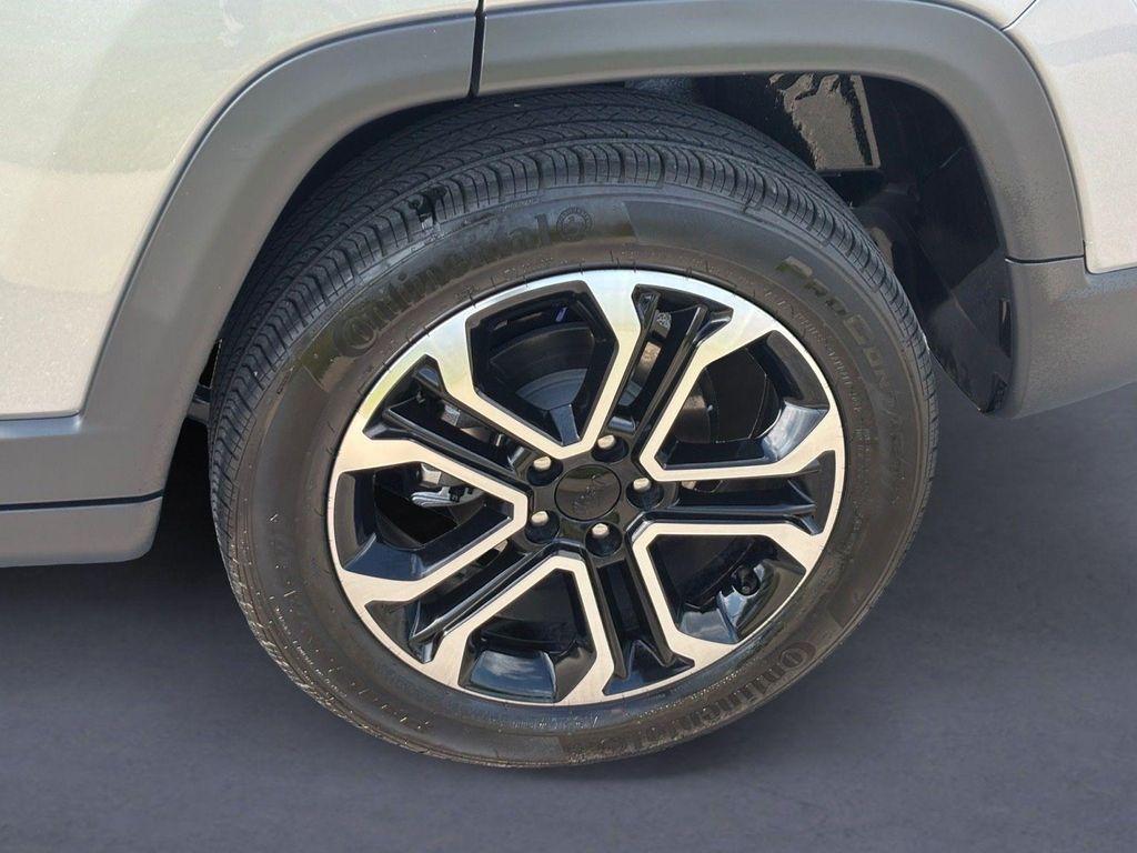 used 2022 Jeep Compass car, priced at $22,996