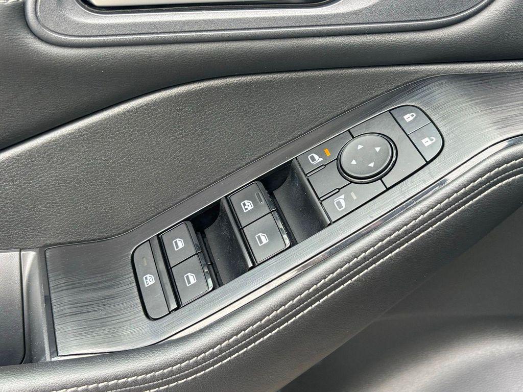 used 2022 Nissan Rogue car, priced at $23,777