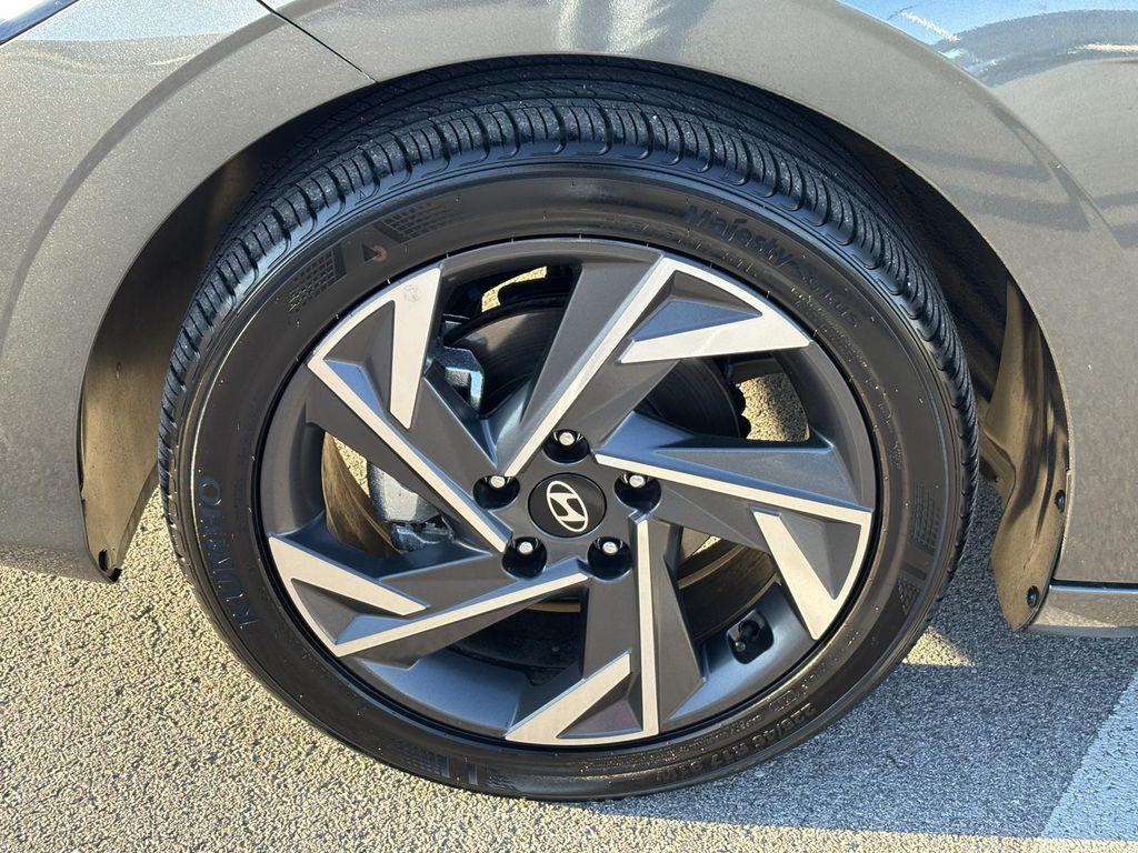 used 2025 Hyundai Elantra car, priced at $20,359