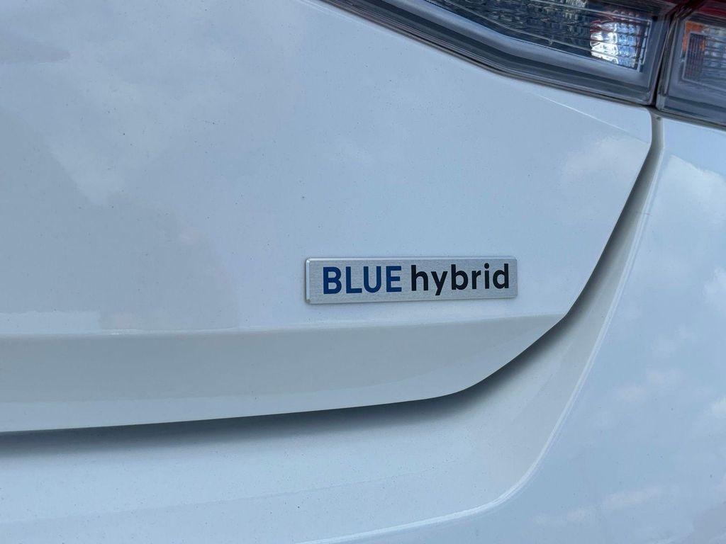 new 2026 Hyundai ELANTRA HEV car, priced at $26,273