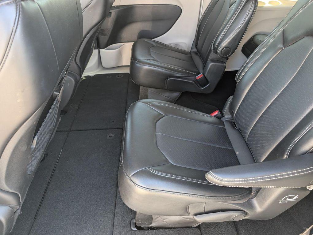 used 2024 Chrysler Pacifica car, priced at $29,409