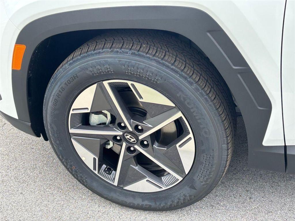 new 2026 Hyundai Tucson car, priced at $32,350