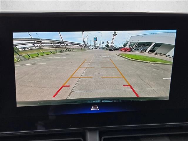 used 2024 Chevrolet Trax car, priced at $20,254