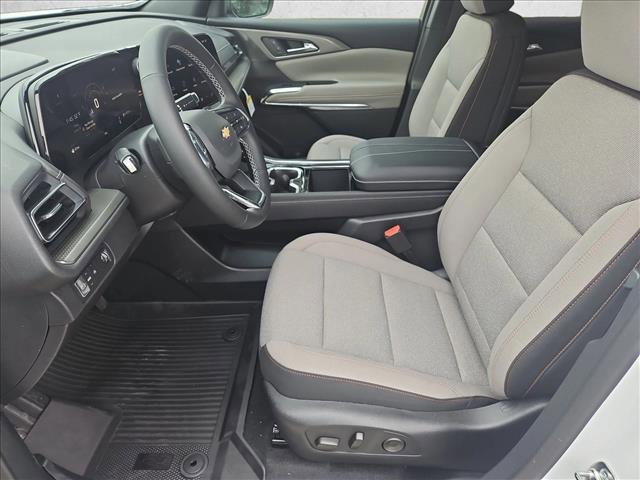 new 2026 Chevrolet Traverse car, priced at $44,445