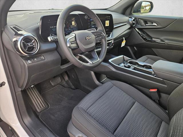 new 2026 Chevrolet Equinox car, priced at $32,065