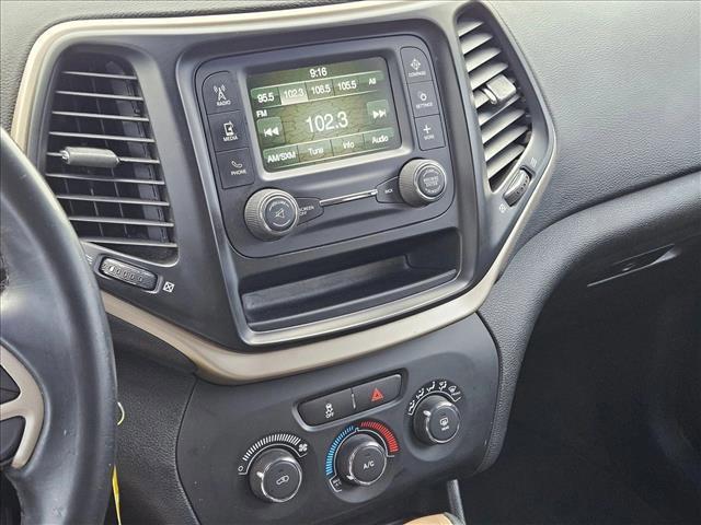 used 2018 Jeep Cherokee car, priced at $11,174