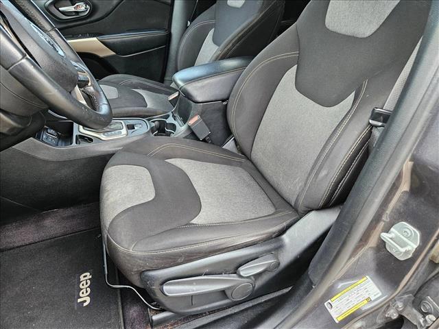 used 2018 Jeep Cherokee car, priced at $11,174