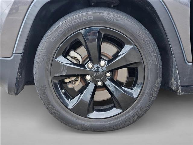 used 2018 Jeep Cherokee car, priced at $11,174