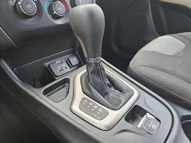 used 2018 Jeep Cherokee car, priced at $11,174