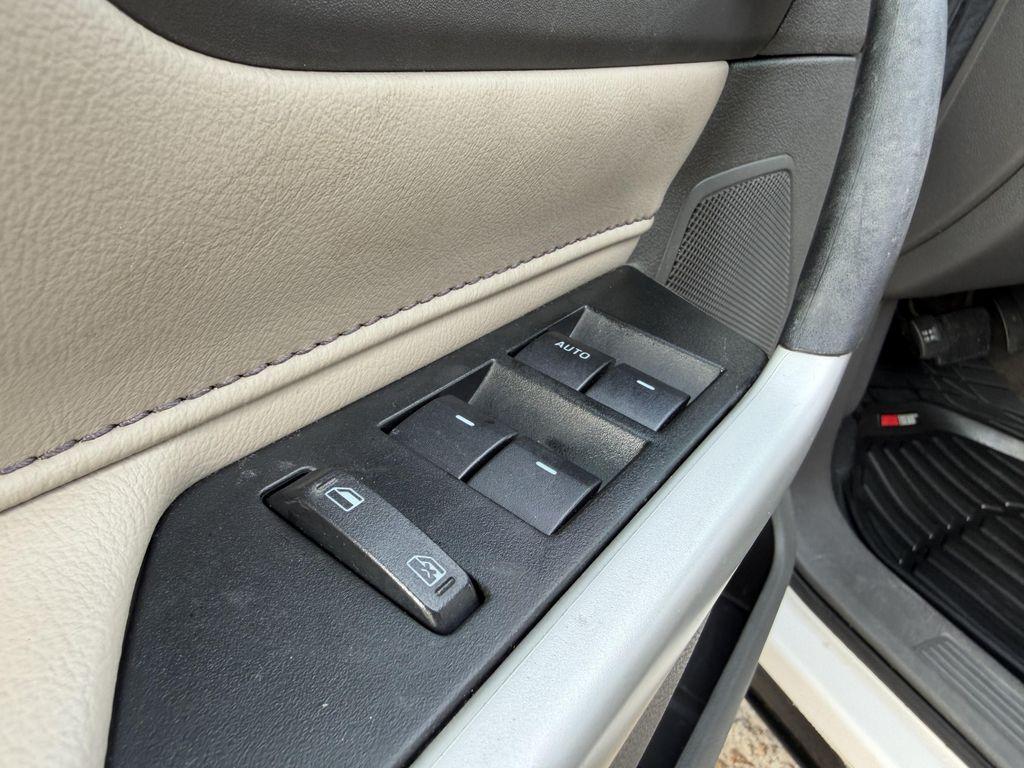 used 2014 Ford Edge car, priced at $3,995