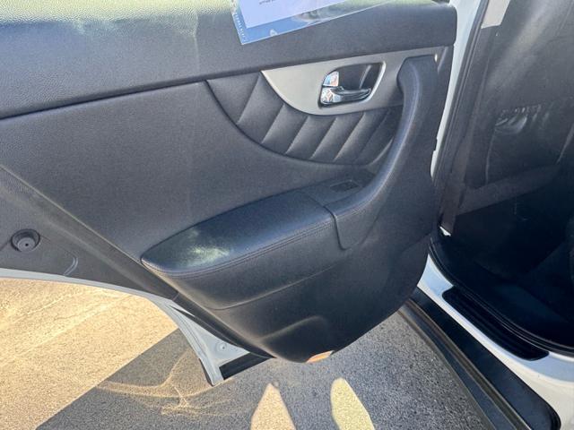 used 2016 INFINITI QX70 car, priced at $15,900