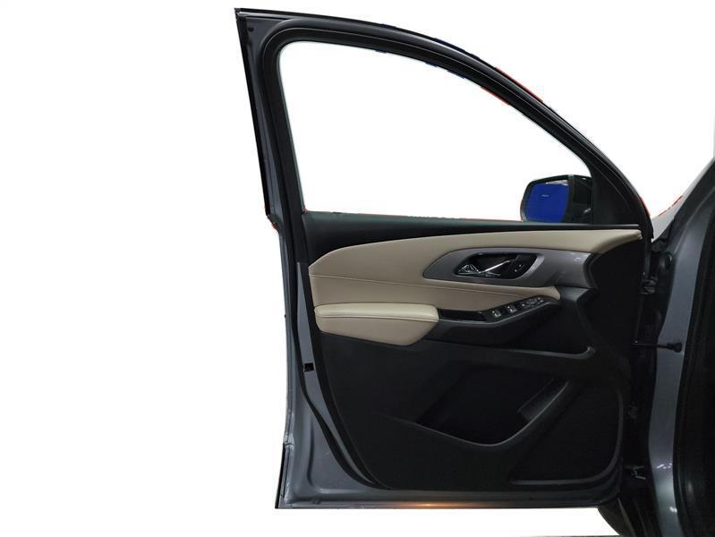 used 2023 Chevrolet Traverse car, priced at $21,600