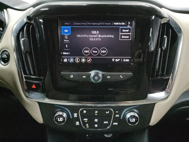 used 2023 Chevrolet Traverse car, priced at $21,600