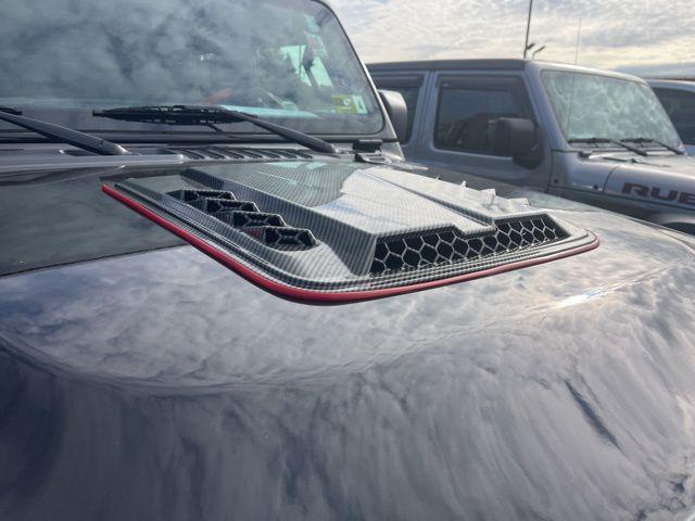 used 2021 Jeep Gladiator car, priced at $27,942