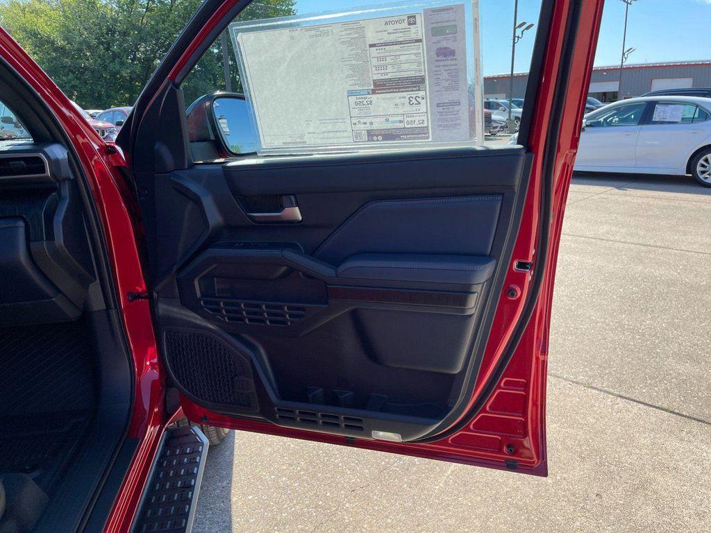 new 2026 Toyota 4Runner Hybrid car, priced at $66,269