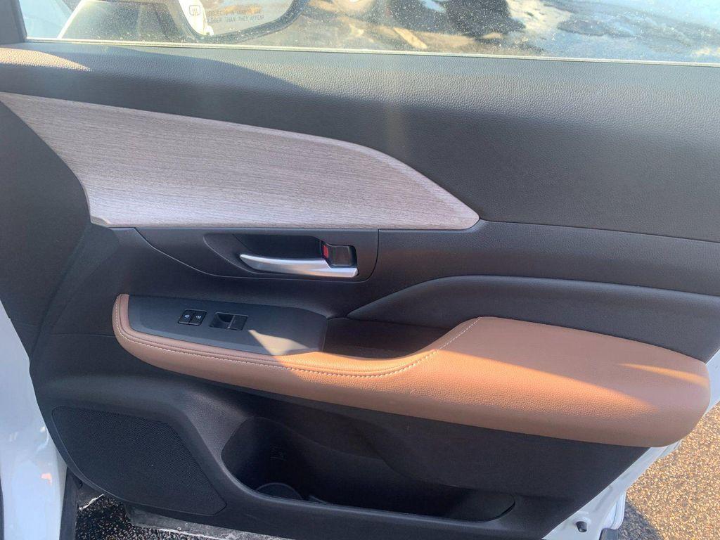 used 2025 Toyota Grand Highlander car, priced at $56,999