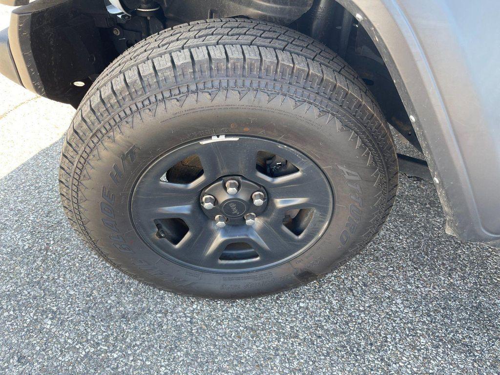 used 2022 Jeep Gladiator car, priced at $31,199