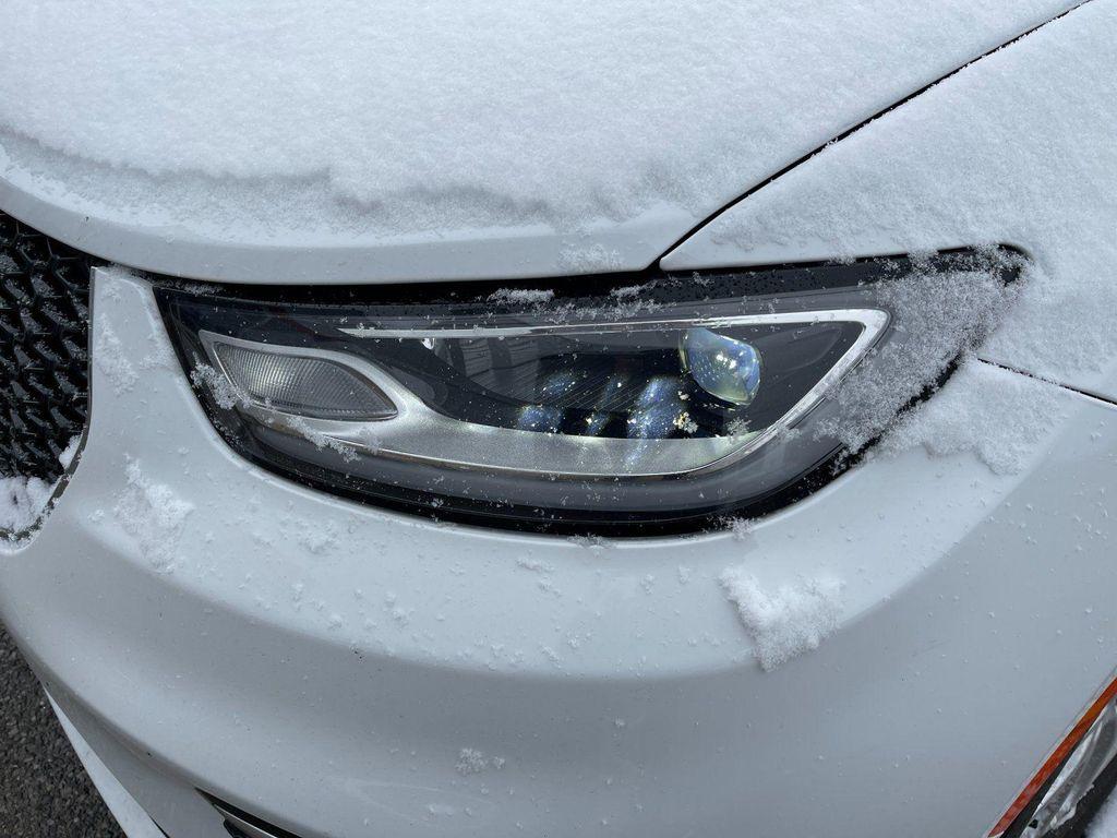 used 2025 Chrysler Pacifica car, priced at $32,549