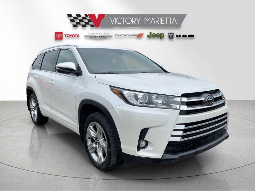 used 2019 Toyota Highlander car, priced at $23,638