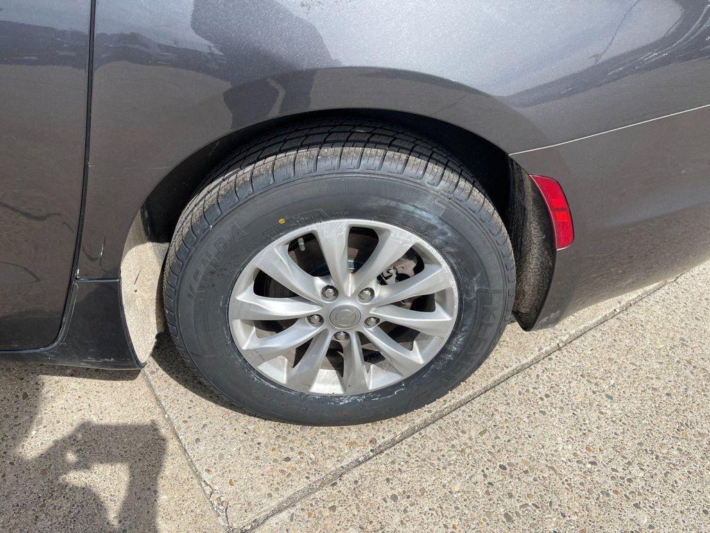 used 2018 Chrysler Pacifica car, priced at $14,599