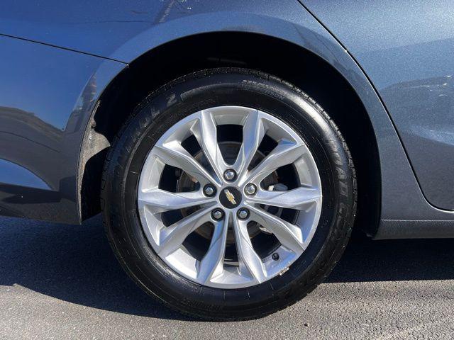 used 2021 Chevrolet Malibu car, priced at $15,474