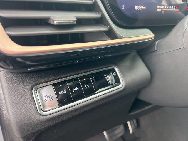 used 2025 Buick Envision car, priced at $28,138