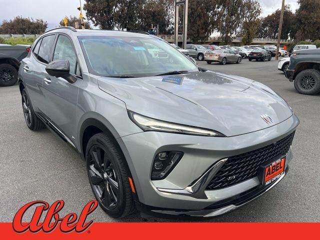 used 2025 Buick Envision car, priced at $28,138