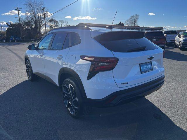 used 2024 Chevrolet Trax car, priced at $22,157