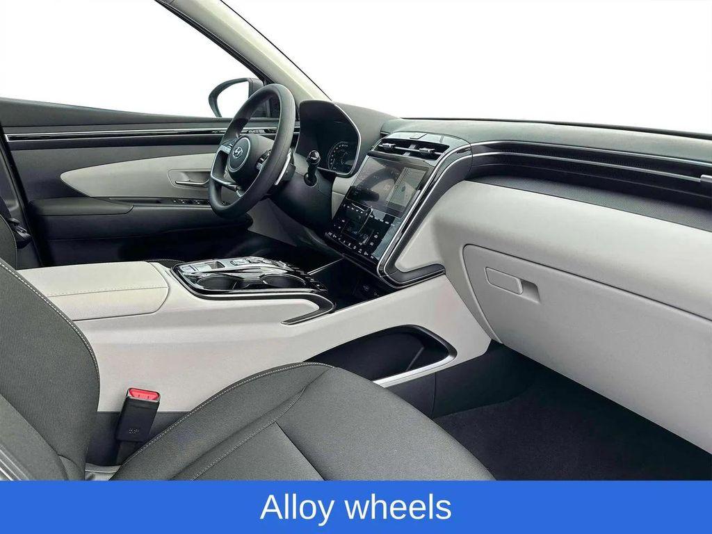 used 2024 Hyundai TUCSON Hybrid car, priced at $22,981
